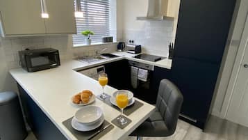 Comfort Apartment | In-room dining