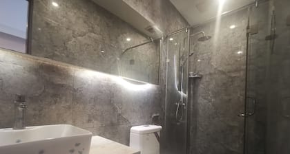 Beijing Huiqing Garden Bussiness Hotel