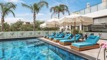 Außenpool (je nach Saison geöffnet)