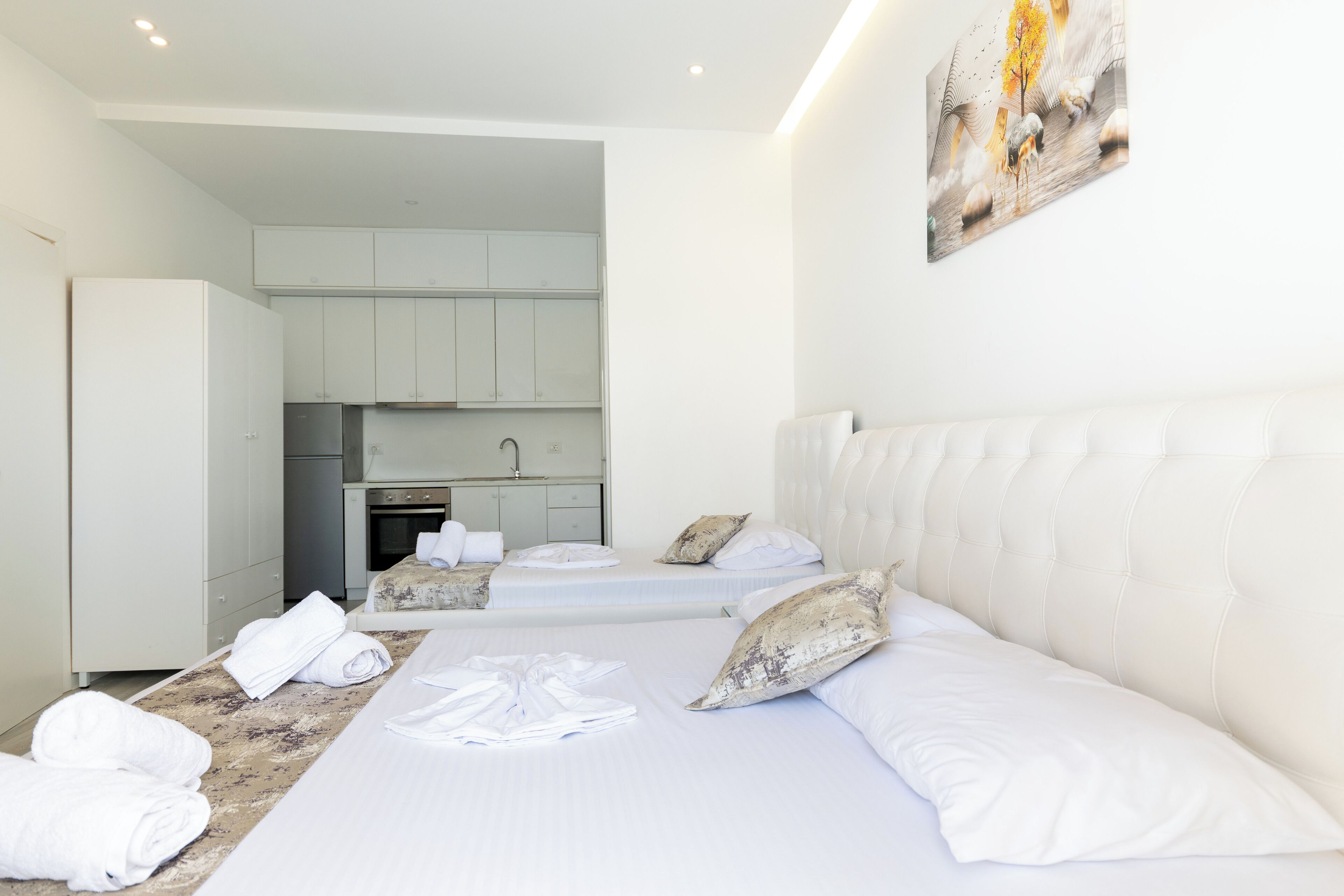 Soundproofing, free WiFi, bed sheets