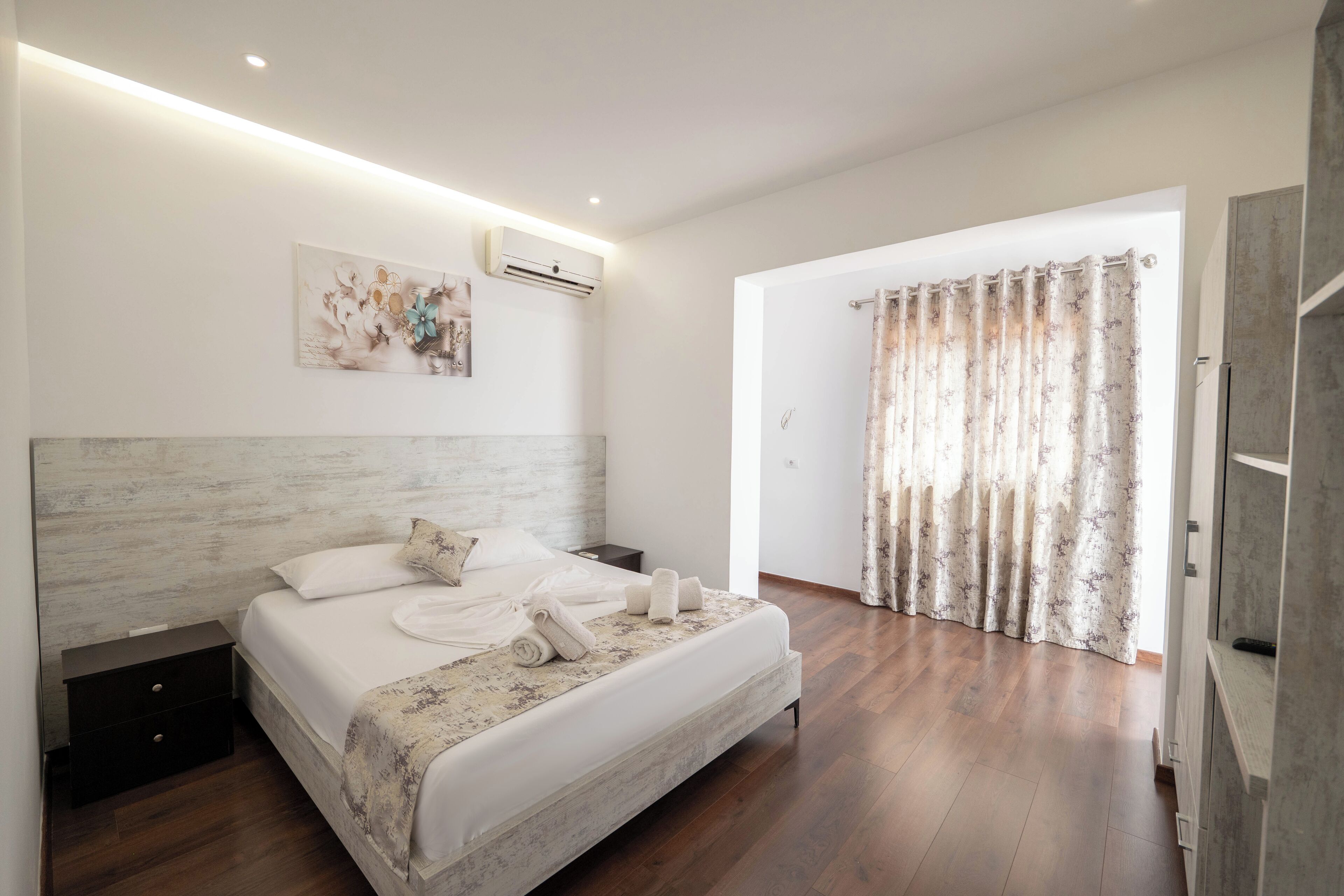 Sistema de insonorización, wifi gratis y ropa de cama 