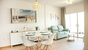 Dining - Beachfront apartment with terrace  (Sanlúcar de Barrameda)