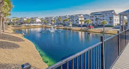 Charming 2BR Condo w/Pools, Hot Tub & Waterway Views Near Myrtle Bch Attractions
