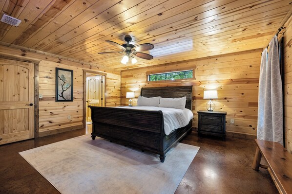 4 quartos, Wi-Fi de cortesia, roupa de cama