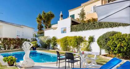 Villa Glamour by Portucasa