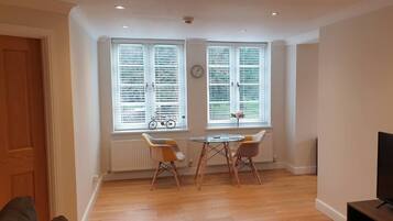 Executive Apartment | Living area