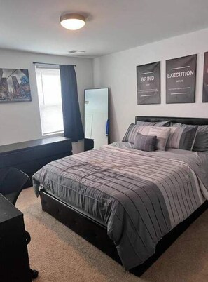 1 Schlafzimmer, Zimmersafe, Schreibtisch, WLAN