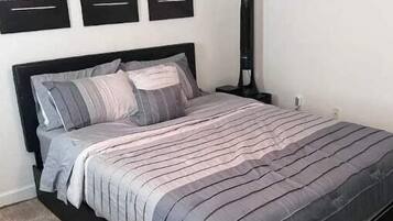 1 bedroom, in-room safe, desk, WiFi