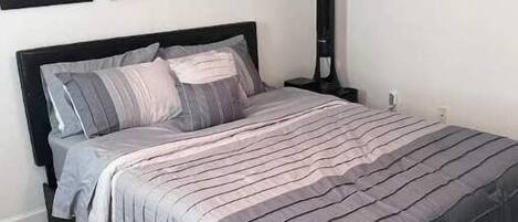 1 Schlafzimmer, Zimmersafe, Schreibtisch, WLAN