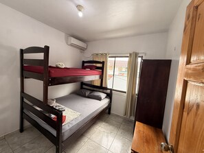 Room - Family Hotel (Cahuita)