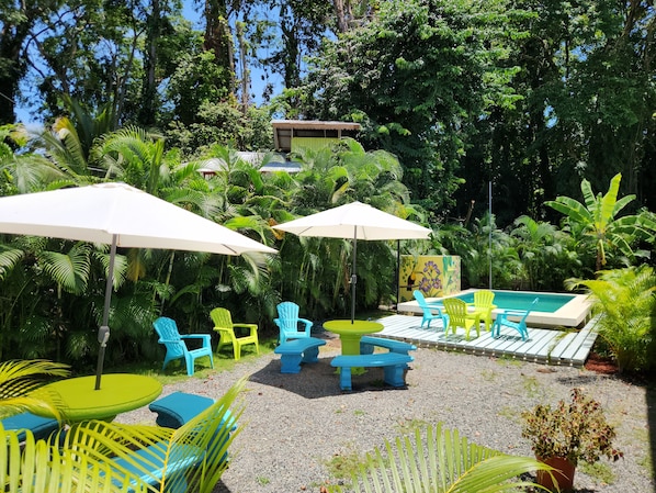 Outdoor pool - Family Hotel (Cahuita)