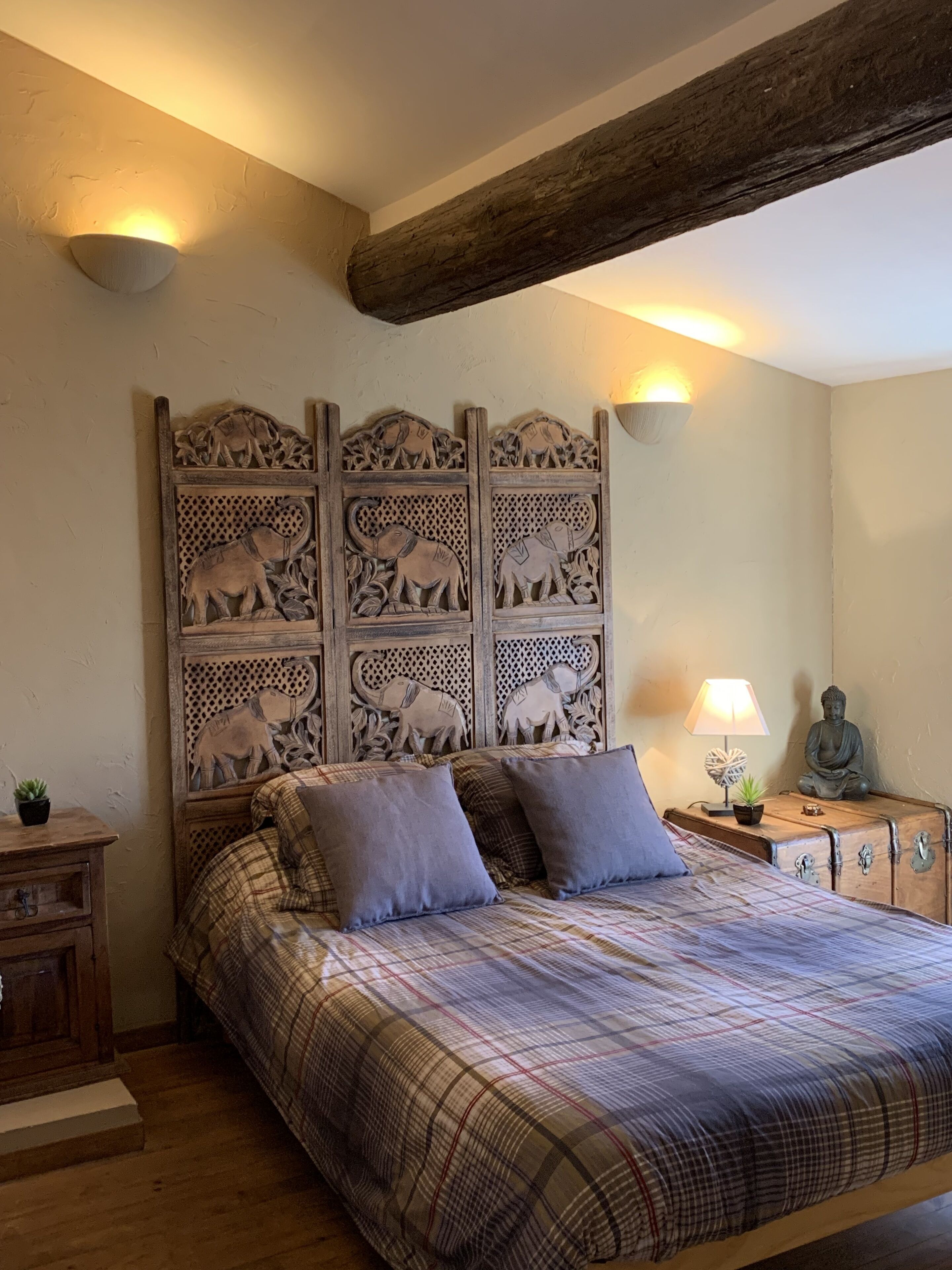 4 多间卧室、熨斗/熨衣板、WiFi、床单