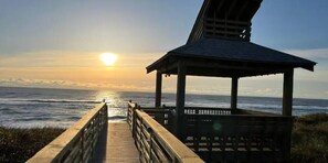 Property grounds - Oceanfront. Duck. Affordable. (Duck)