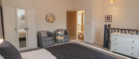 1 slaapkamer, individueel gedecoreerd, individueel gemeubileerd