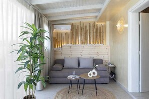 Smart TV - Luxury Penthouse with Hot tub in Athens center 1' from Metro station! (Athina)