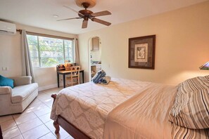 1 bedroom, WiFi, bed sheets - Paraiso Beachfront Apartment 1 bedroom (Playa Tamarindo)