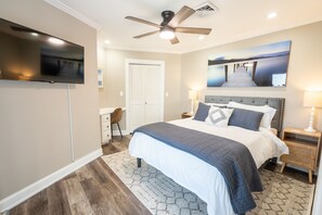 6 habitaciones, caja de seguridad en la habitación y escritorio 