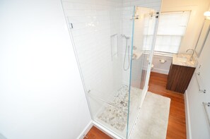 Bathroom - Beautiful Ocean Block Pet Friendly Home! (Rehoboth Beach)