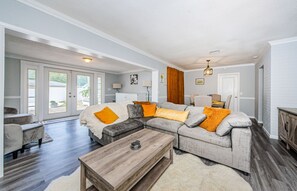 Smart TV - Updated Clearwater Home, Close to Beaches & Pet Friendly!  (Clearwater)