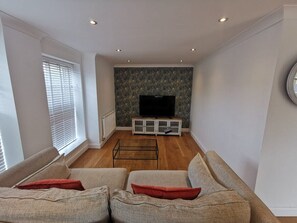 이그제큐티브 아파트 | 라운지