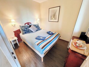 1 Schlafzimmer, Bügeleisen/Bügelbrett, Reisekinderbett, kostenloses WLAN