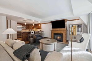 TV, fireplace - The Aspen Mountain Residences 42BC 3 Bedroom (Aspen)