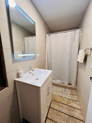 Deluxe maisonnette | Badkamer | Handdoeken
