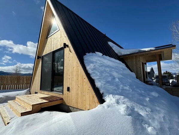 Exterior - Stylish Nordic A-frame in Downtown Victor (Victor)
