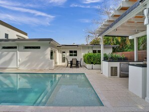 Pool - Exquisite Oasis: Luxe 3BR Home w/Salt-Water Pool, BBQ & Game Room
 (Fort Lauderdale)