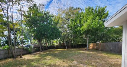 Cozy 1 Bedroom, Full Bath, Private Entrance, Huge Yard, Laundry & Near Beaches!