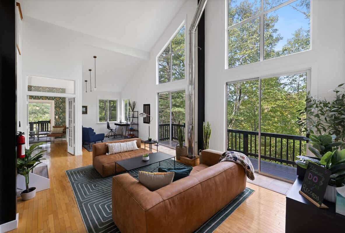 Smart-TV, videospill og kontorer