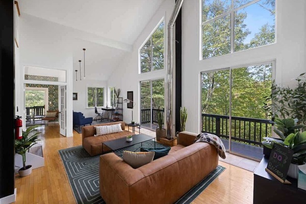 Smart-TV, videospill og kontorer