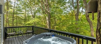 The Nest by Stay With Branch, Forest Haven for Two