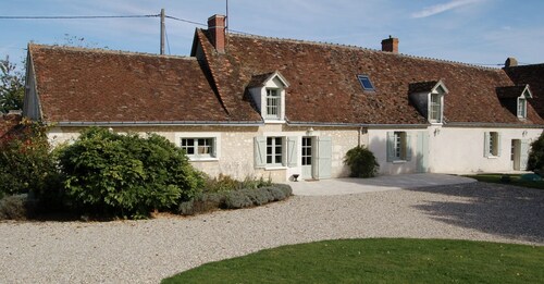 Beautiful Farmhouse in Azay-Le-Ferron