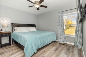 3 chambres, fer et planche à repasser, lit de bébé portatif, Wi-Fi