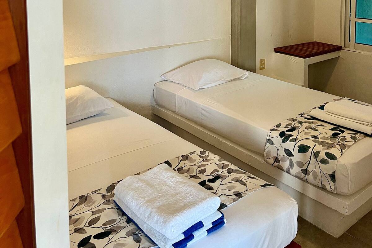 Apartamento básico | 2 dormitorios, escritorio, wifi gratis