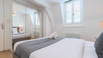 1 chambre, fer et planche à repasser, accès Internet, draps fournis