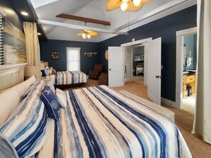 2 chambres, fer et planche à repasser, lit parapluie, Wi-Fi gratuit