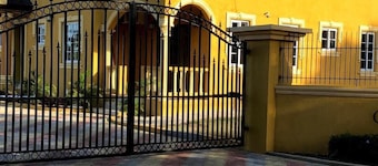 Lapiz Lazuli at Serenity Palms