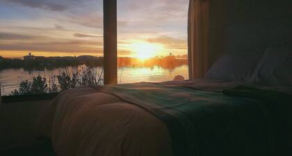 "room in Guest Room - Lucsay Habitacion Vista Al Amanecer Nº 1"