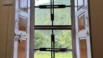 Standard Room | Mountain view