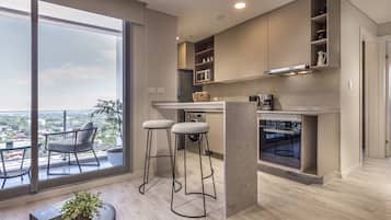 Apartment, 2 Bedrooms | 1 bedroom, desk, soundproofing, free WiFi