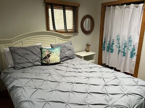 5 chambres, fer et planche à repasser, Wi-Fi, draps fournis
