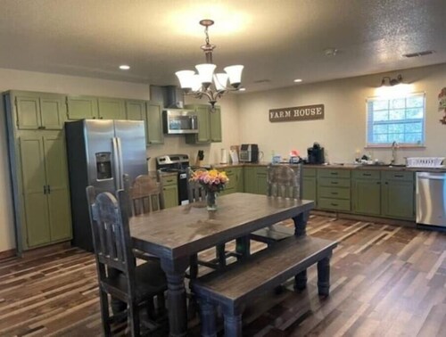 Galloping Rooster Ranch House