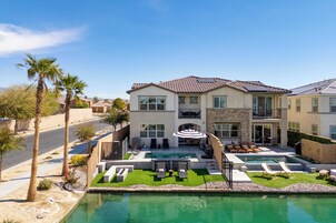 Hus (4 Bedrooms) | Boendets fasad