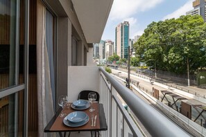 Outdoor dining - Nex One NR (São Paulo)
