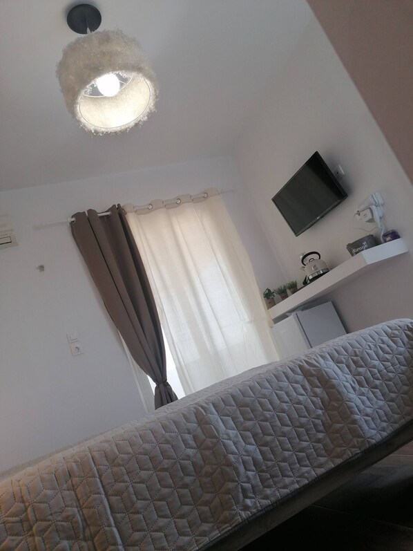 Habitación, 1 habitación, fumadores, balcón | 1 dormitorio