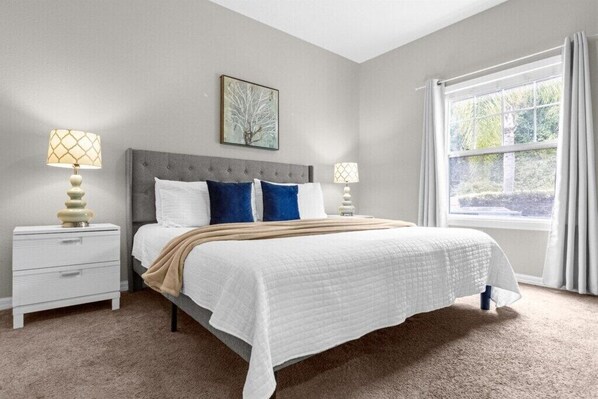 4 bedrooms, iron/ironing board, WiFi, bed sheets