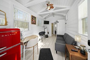 Smart TV, fireplace, video games