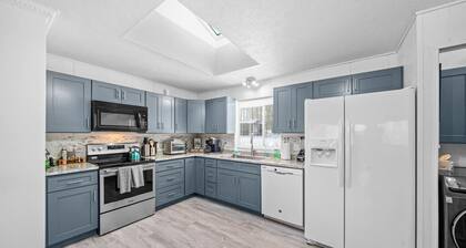 White Tail Run At Heron Hill Retreat Hot Tub Lake!